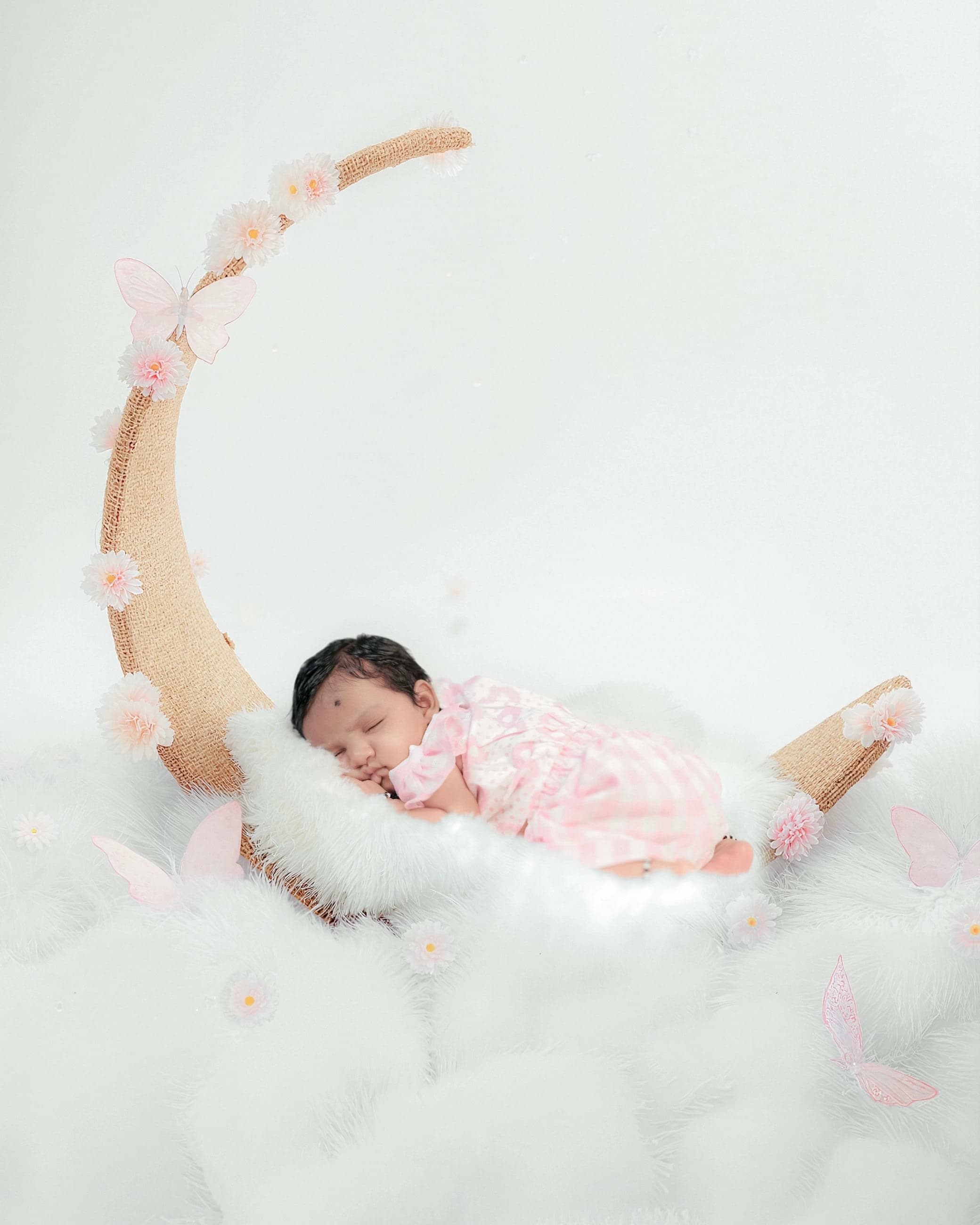 Baby Shoot portfolio image 3 by Sharthak Studio
